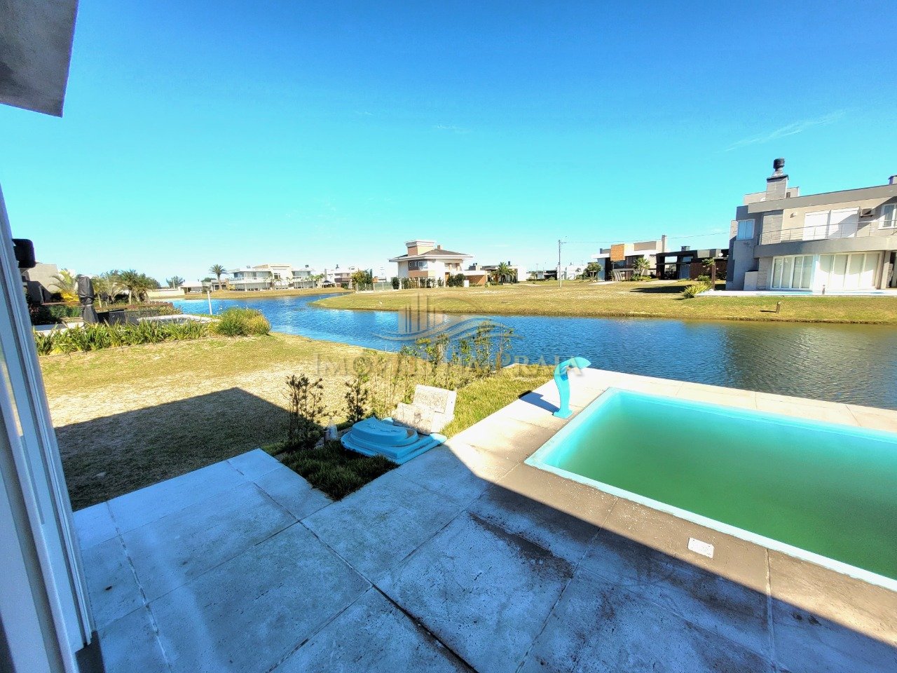 Foto 2 — Casa em Condomínio 4 Dormitório(s) Bairro Riviera