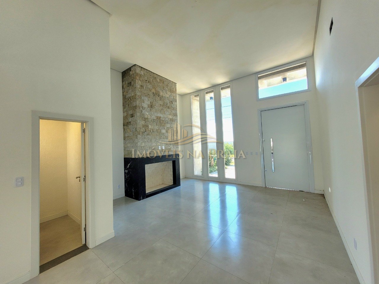 Foto 27 — Casa em Condomínio 4 Dormitório(s) Bairro Riviera