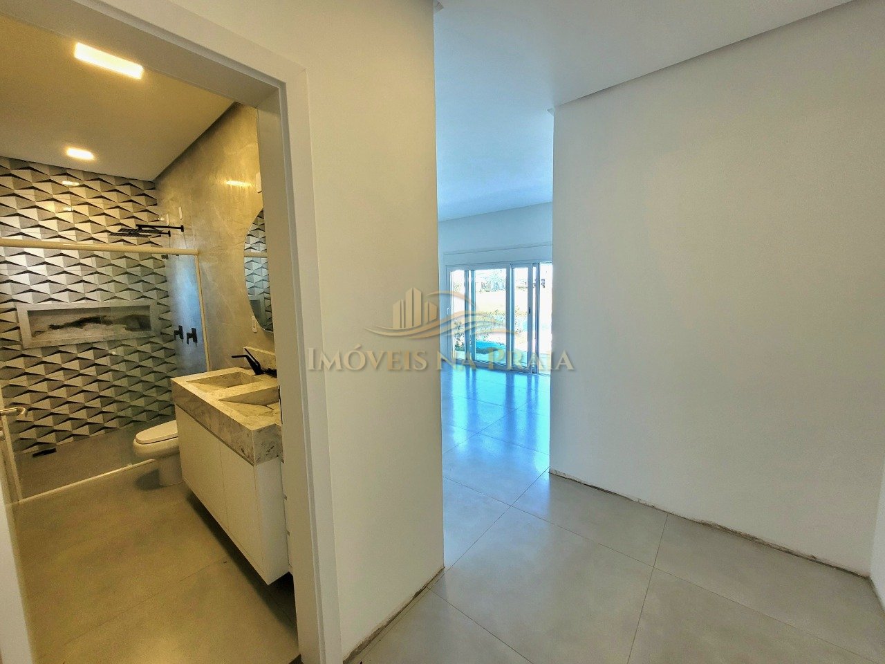 Foto 8 — Casa em Condomínio 4 Dormitório(s) Bairro Riviera