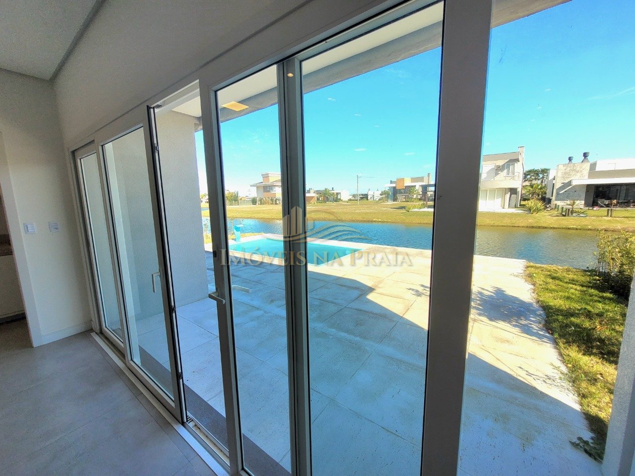 Foto 20 — Casa em Condomínio 4 Dormitório(s) Bairro Riviera