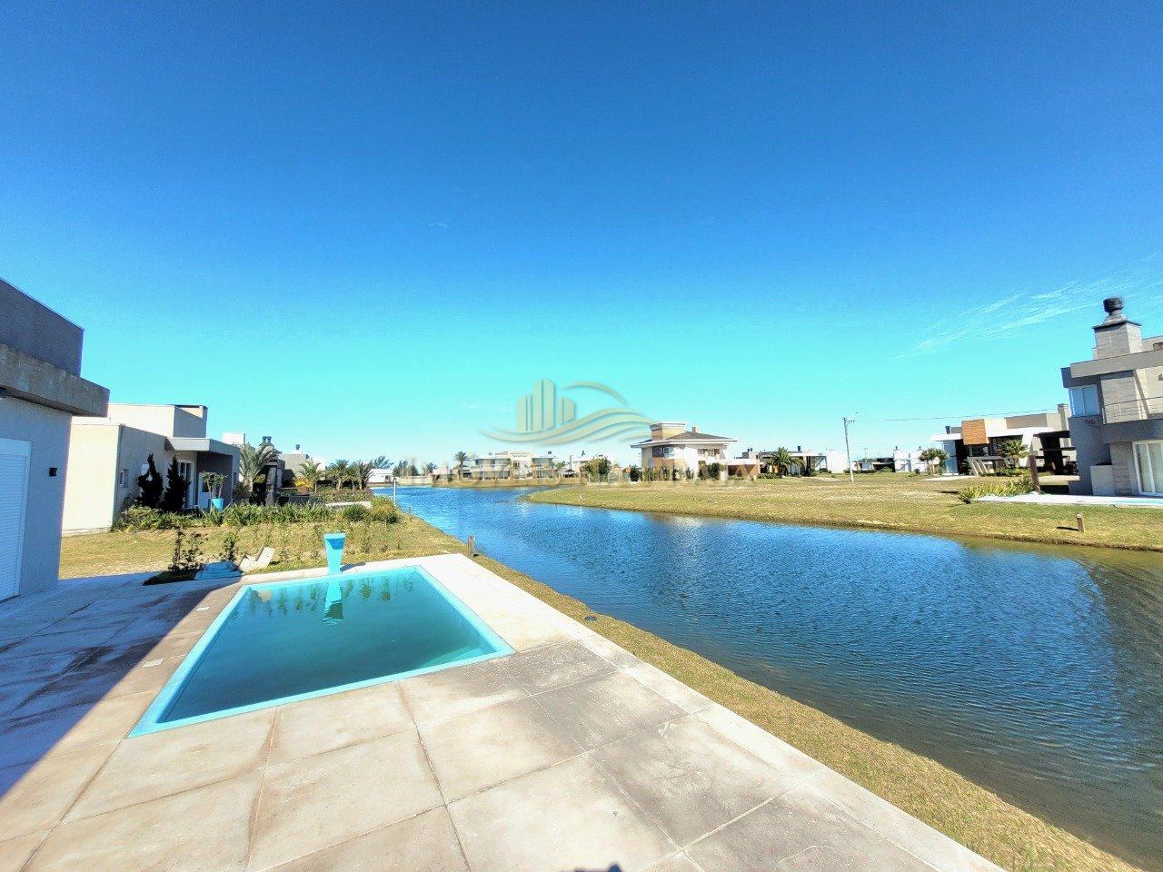 Foto 32 — Casa em Condomínio 4 Dormitório(s) Bairro Riviera