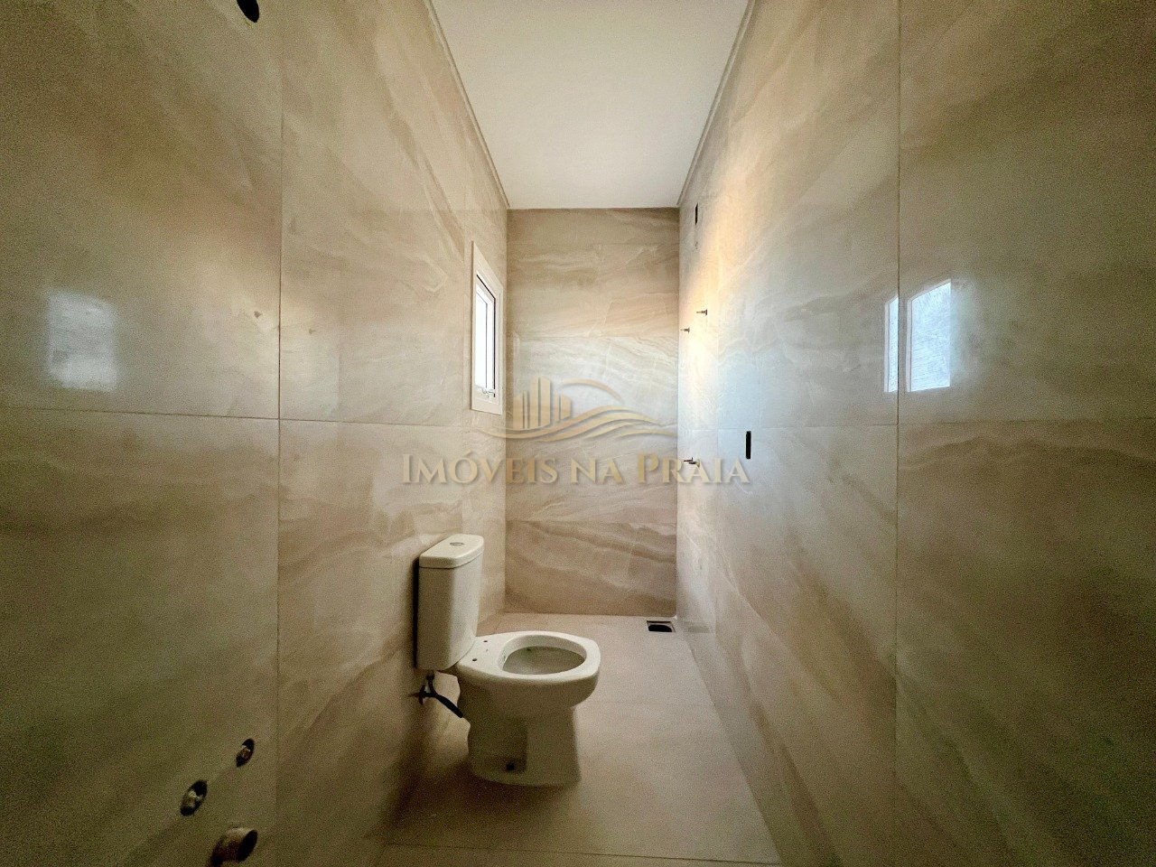 Foto 8 — Duplex 4 Dormitório(s) Bairro Centro