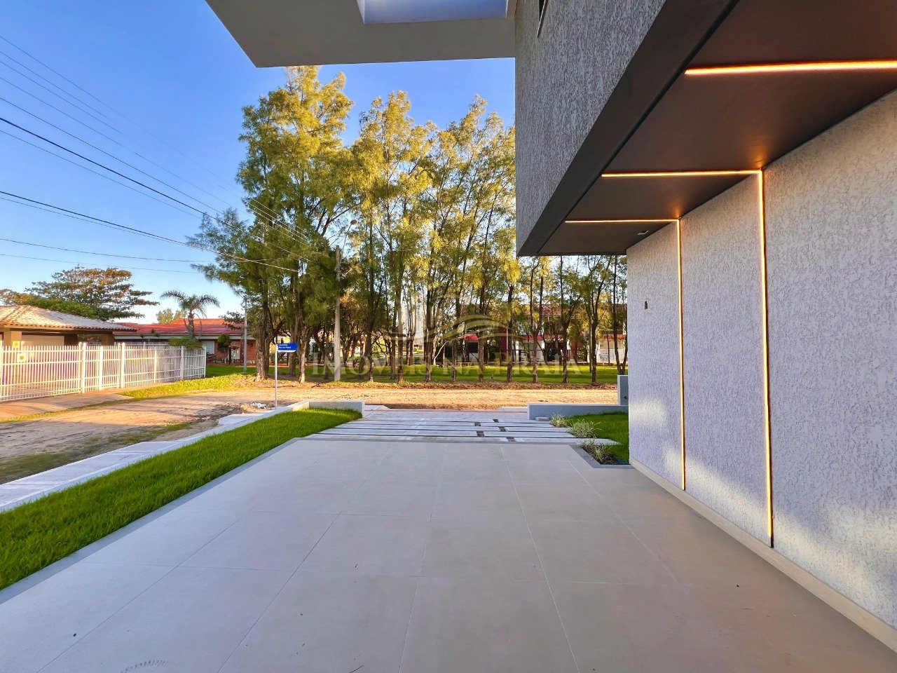 Foto 3 — Duplex 4 Dormitório(s) Bairro Centro