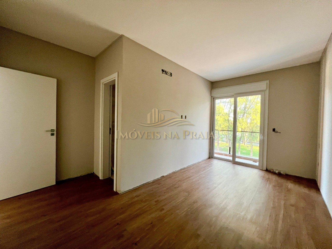 Foto 11 — Duplex 4 Dormitório(s) Bairro Centro