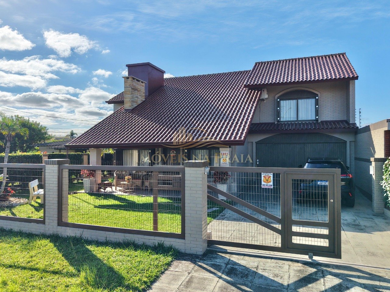 Casa 4 dormitórios no bairro Centro