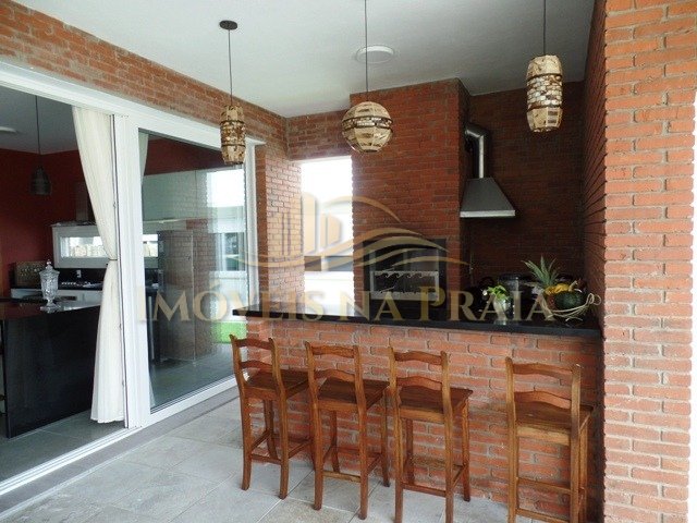 Foto 4 — Casa térrea 4 suítes, mobiliada, junto clube.