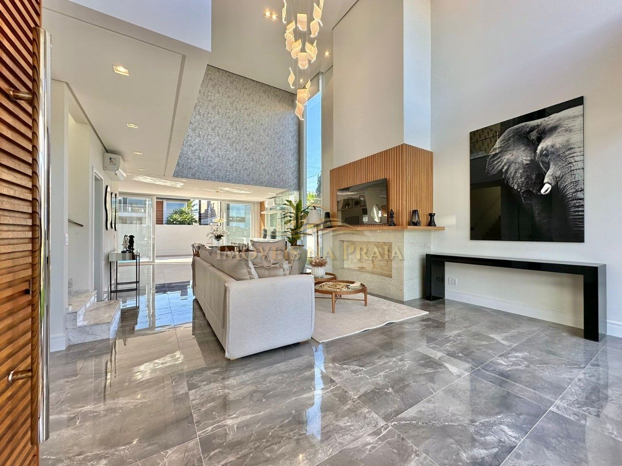 Foto 2 — Casa em Condomínio 4 Dormitório(s) Bairro Quintas