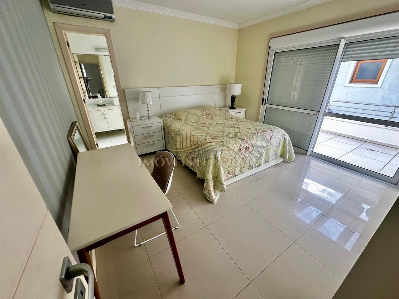 Foto 4 — Casa em Condomínio no Bosques de Atlântida.