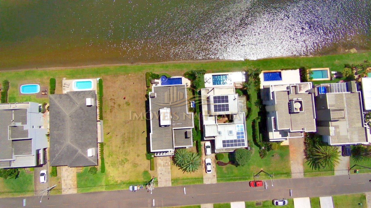 Foto 7 — Casa em Condomínio 4 Dormitório(s) Bairro Enseada