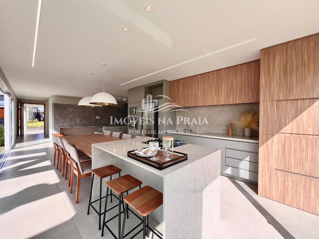 Foto 27 — Casa em Condomínio 4 Dormitório(s) Bairro Celebrat