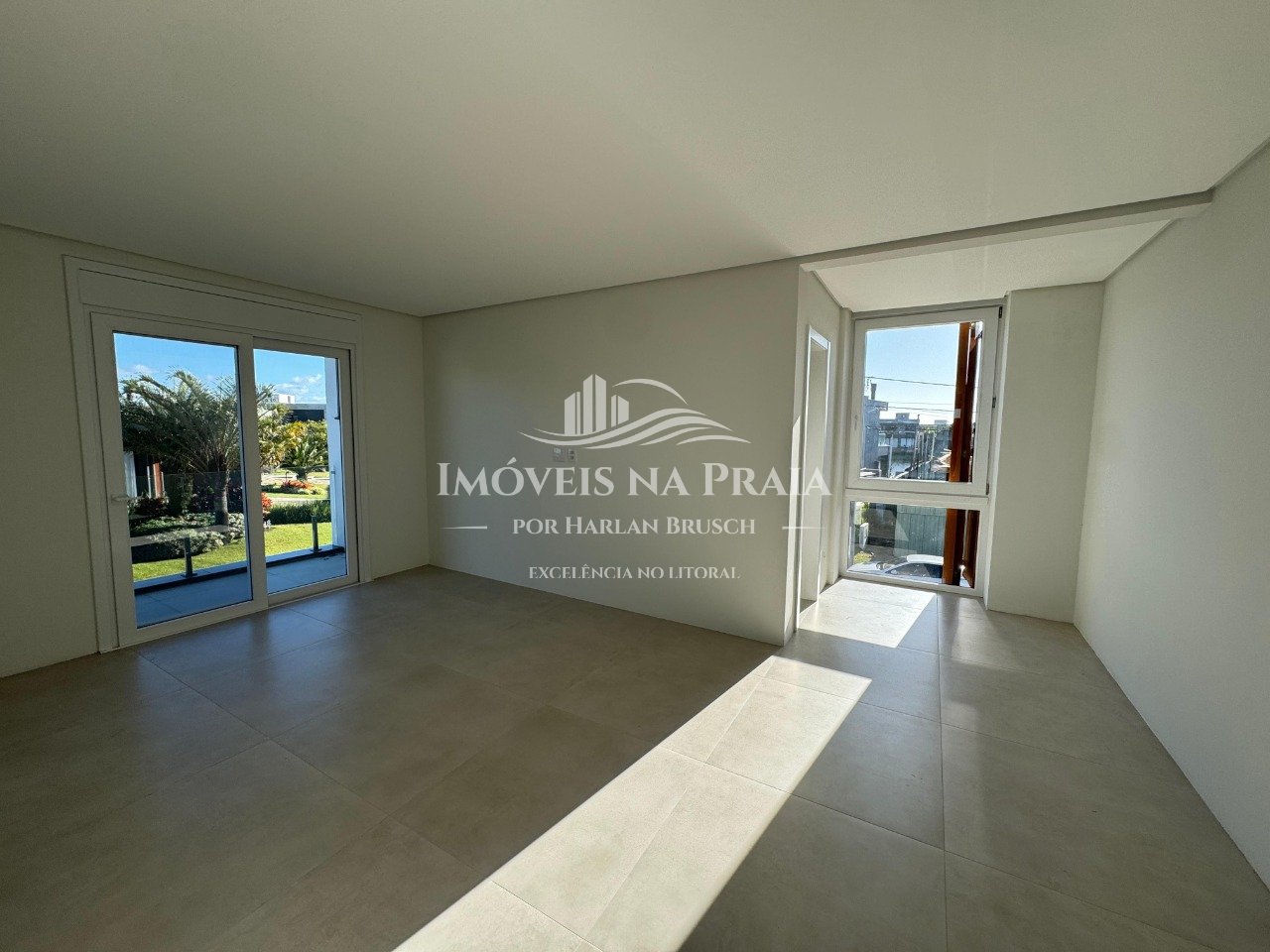 Foto 14 — Casa em Condomínio 4 Dormitório(s) Bairro Celebrat