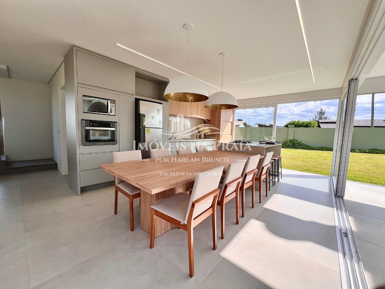 Foto 7 — Casa em Condomínio 4 Dormitório(s) Bairro Celebrat