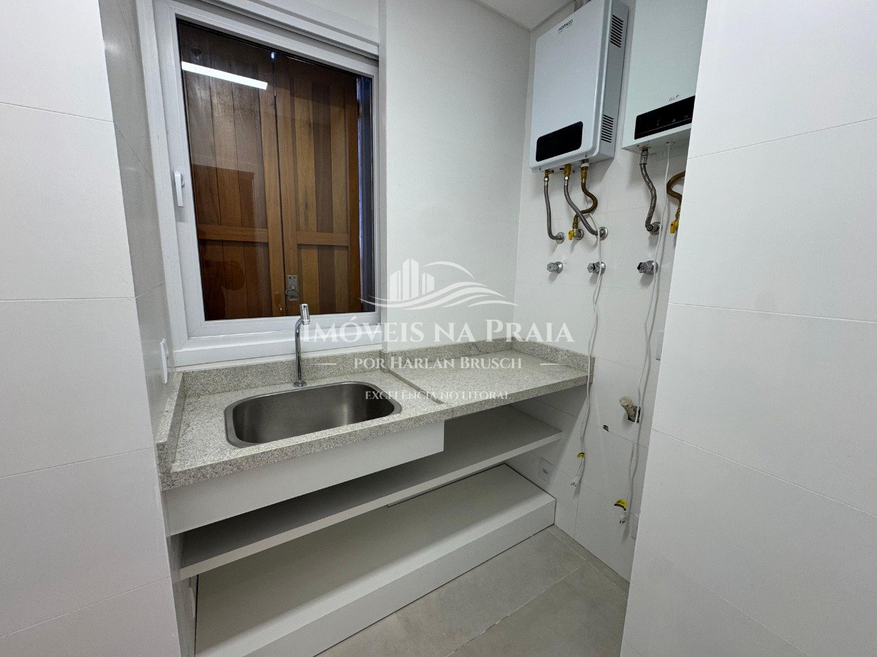 Foto 19 — Casa em Condomínio 4 Dormitório(s) Bairro Celebrat