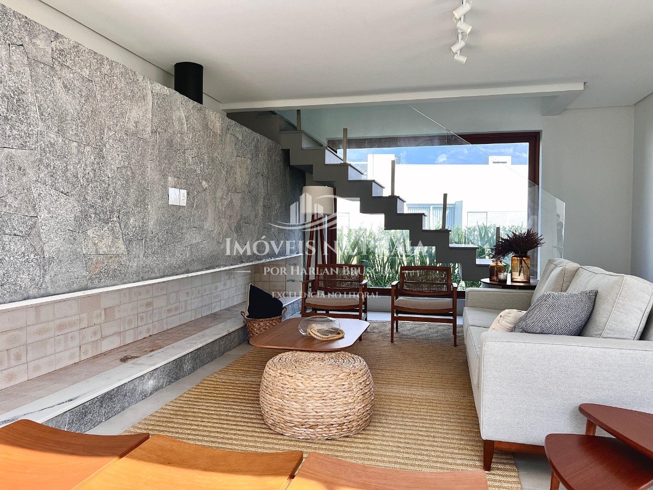 Foto 9 — Casa em Condomínio 4 Dormitório(s) Bairro Celebrat