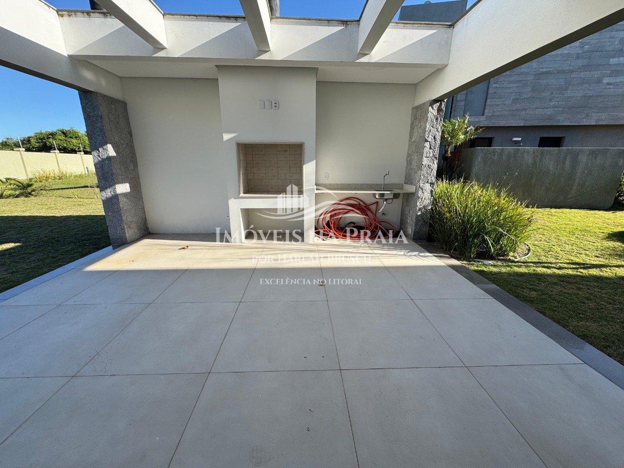 Foto 18 — Casa em Condomínio 4 Dormitório(s) Bairro Celebrat