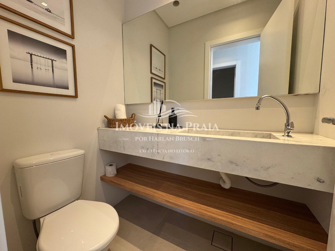 Foto 22 — Casa em Condomínio 4 Dormitório(s) Bairro Celebrat