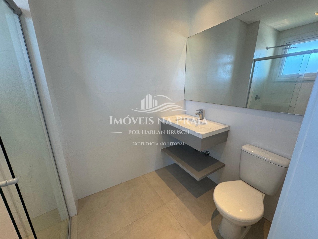 Foto 15 — Casa em Condomínio 4 Dormitório(s) Bairro Celebrat