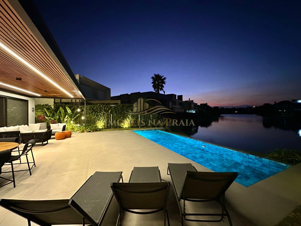 Foto 35 — Casa em Condomínio 6 Dormitório(s) Bairro Enseada