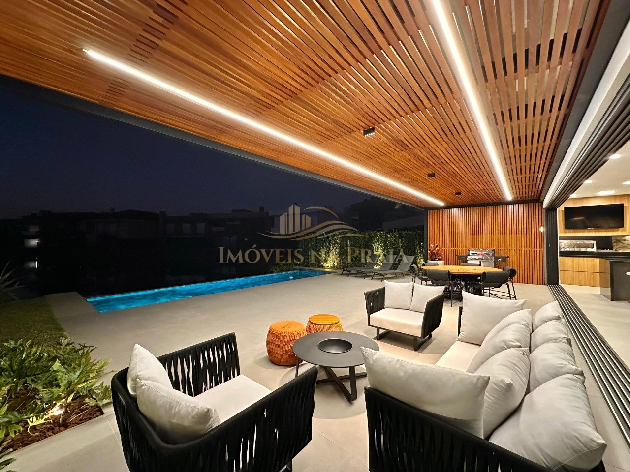 Foto 36 — Casa em Condomínio 6 Dormitório(s) Bairro Enseada