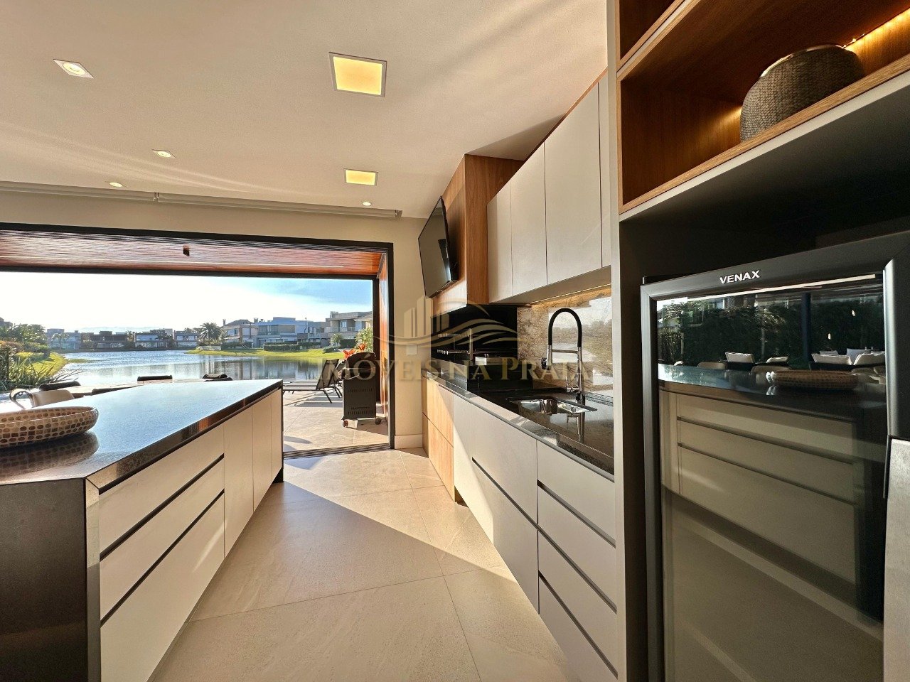 Foto 13 — Casa em Condomínio 6 Dormitório(s) Bairro Enseada