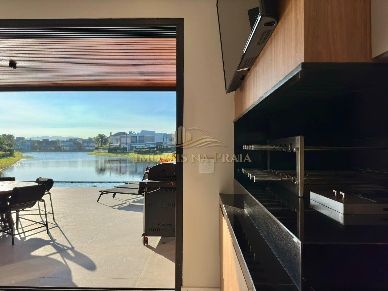 Foto 14 — Casa em Condomínio 6 Dormitório(s) Bairro Enseada