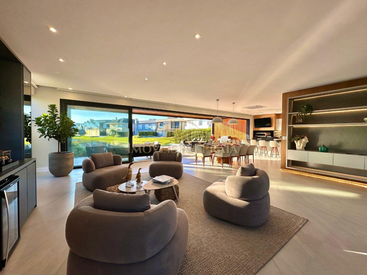 Foto 5 — Casa em Condomínio 6 Dormitório(s) Bairro Enseada