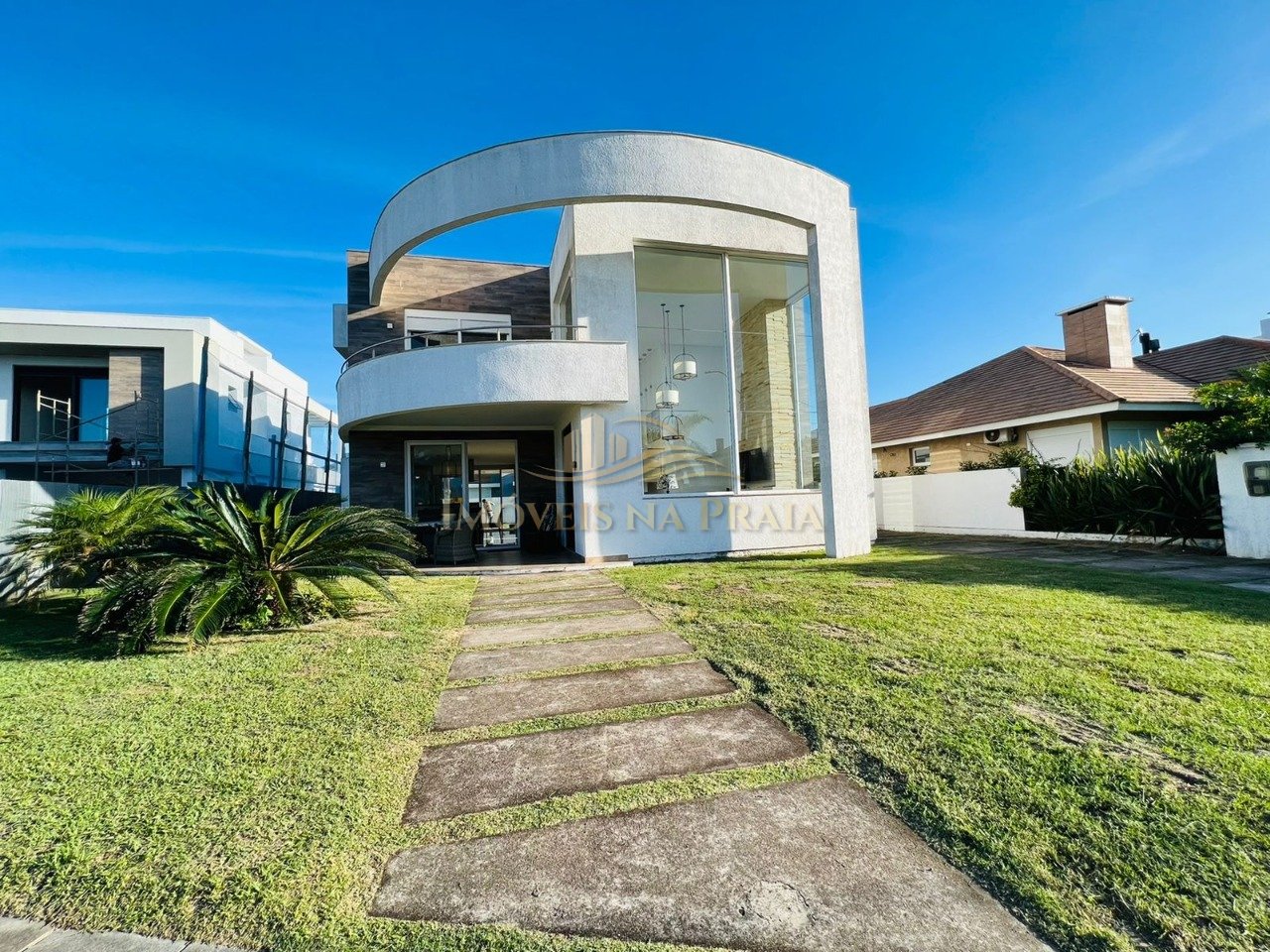 Casa em Condomínio 3 Dormitório(s) Bairro Quintas