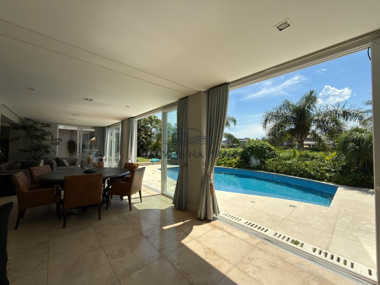 Foto 19 — Casa em Condomínio 5 Dormitório(s) Bairro Atlântid