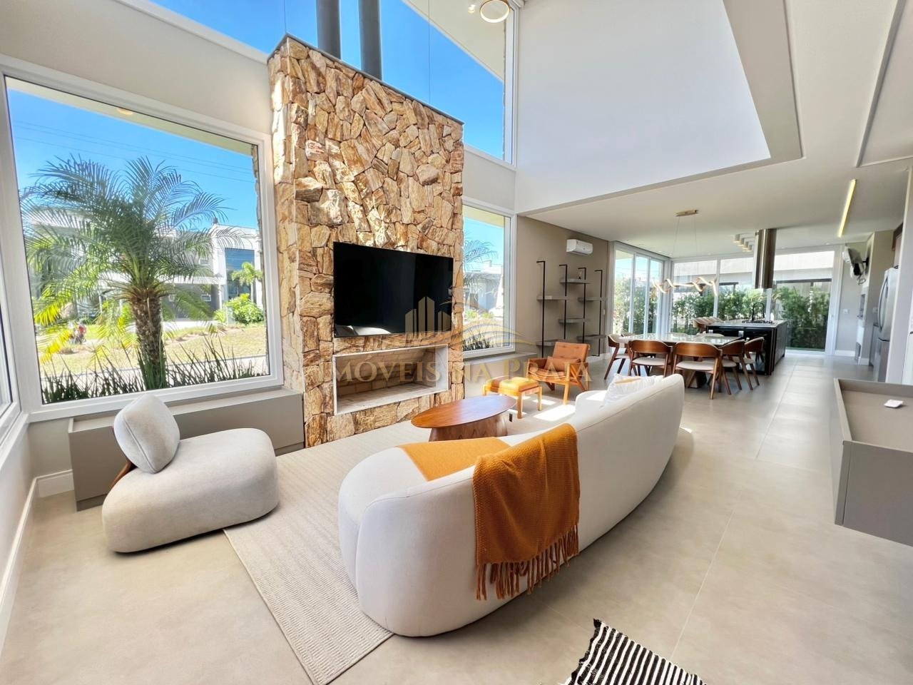 Foto 2 — Casa em Condomínio 4 Dormitório(s)