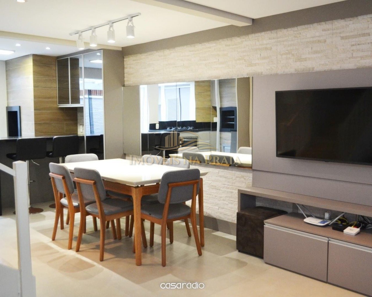 Casa com 3 dormitórios no Pacific Residence Club.