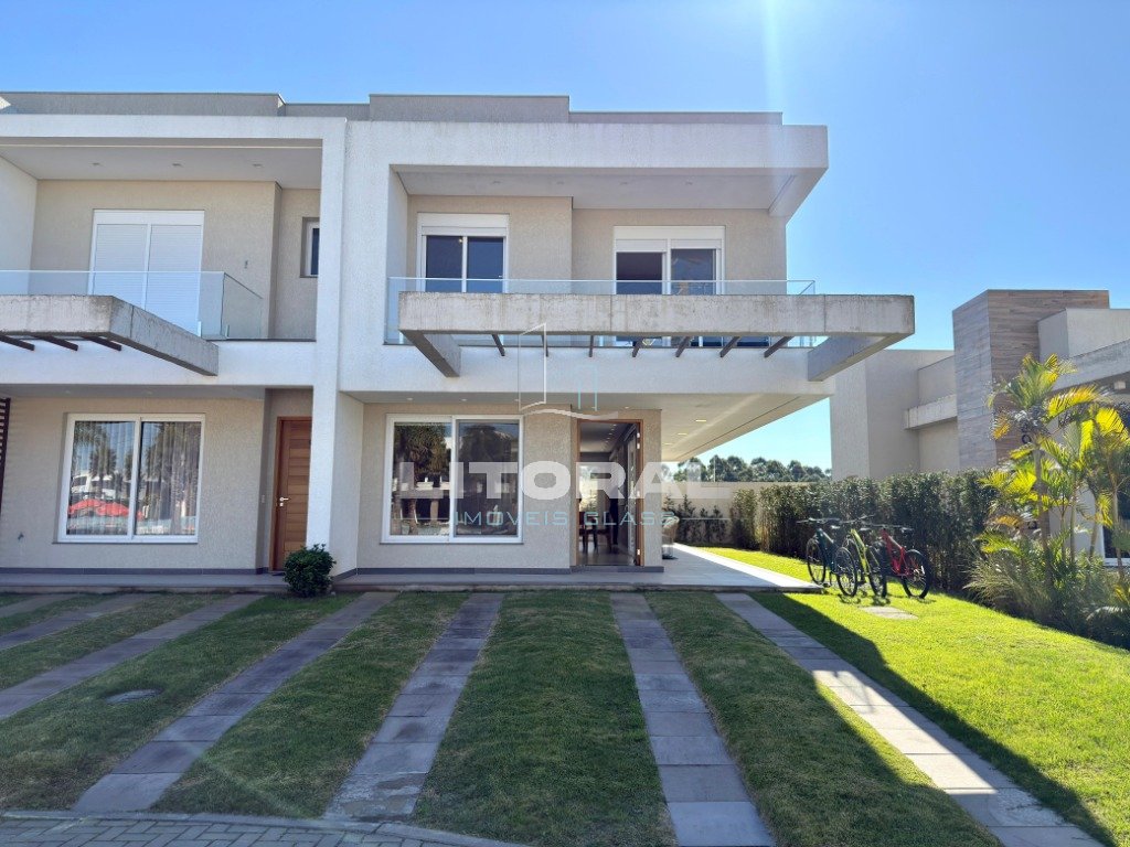Casa em Condomínio 4 dormitórios no bairro Murano
