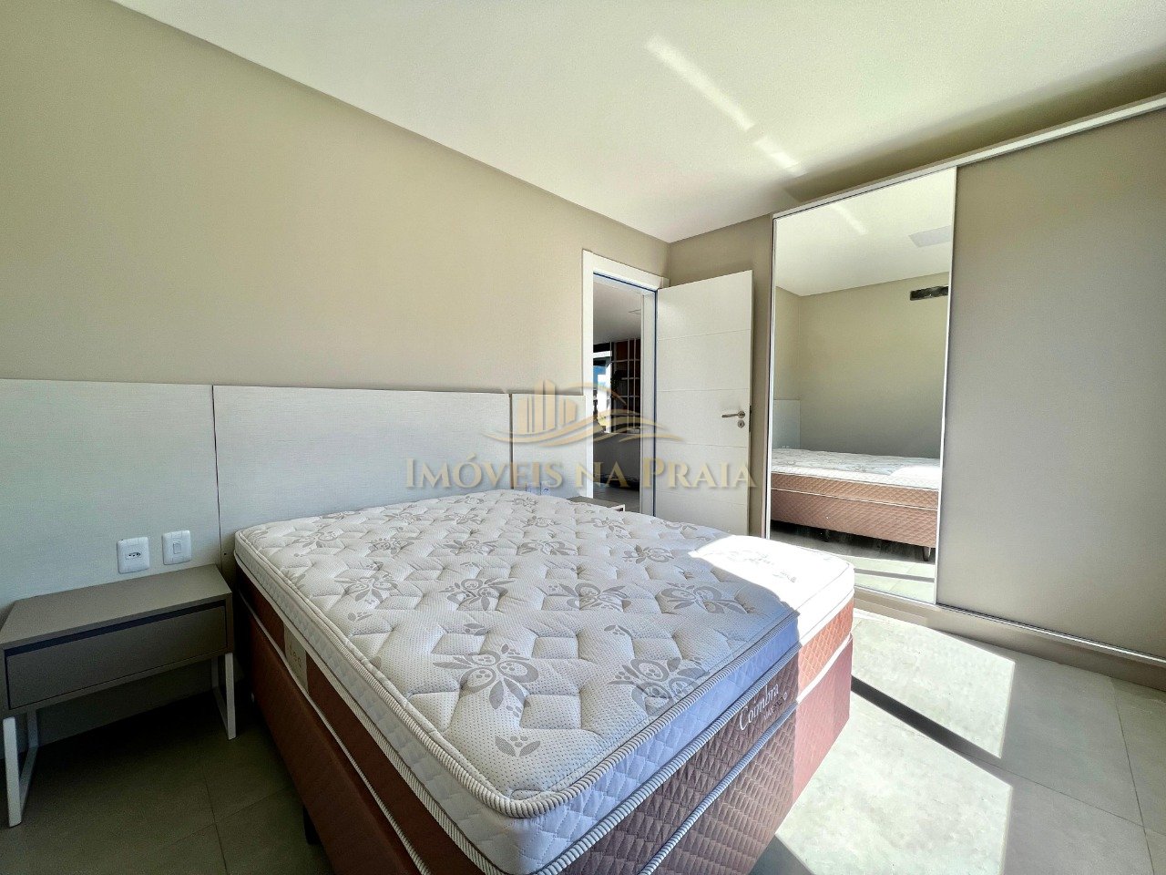 Foto 26 — Casa em Condomínio 4 Dormitório(s) Bairro Riviera