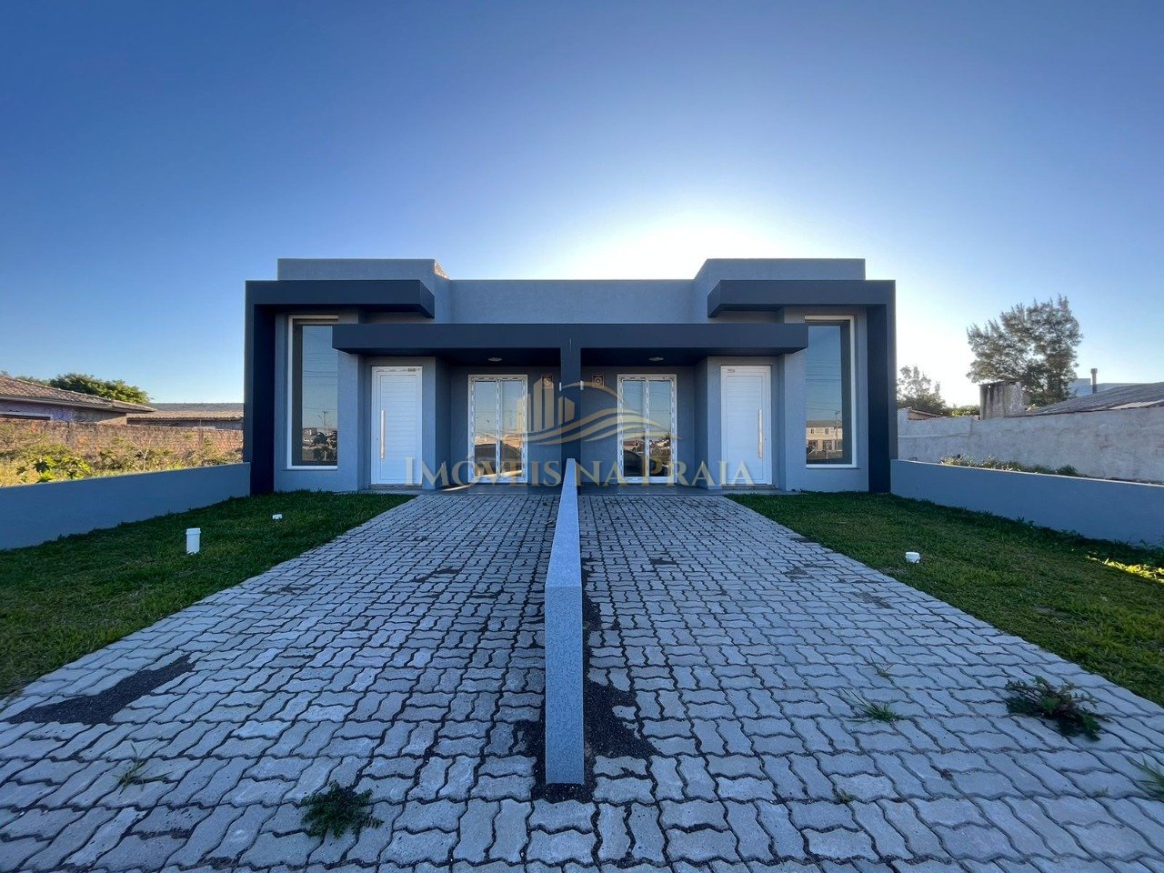 Casa 2 Dormitório(s) Bairro Centro