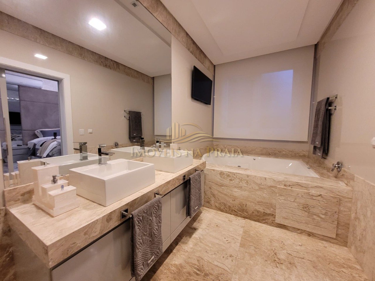 Foto 30 — Casa em Condomínio 6 Dormitório(s) Bairro Enseada