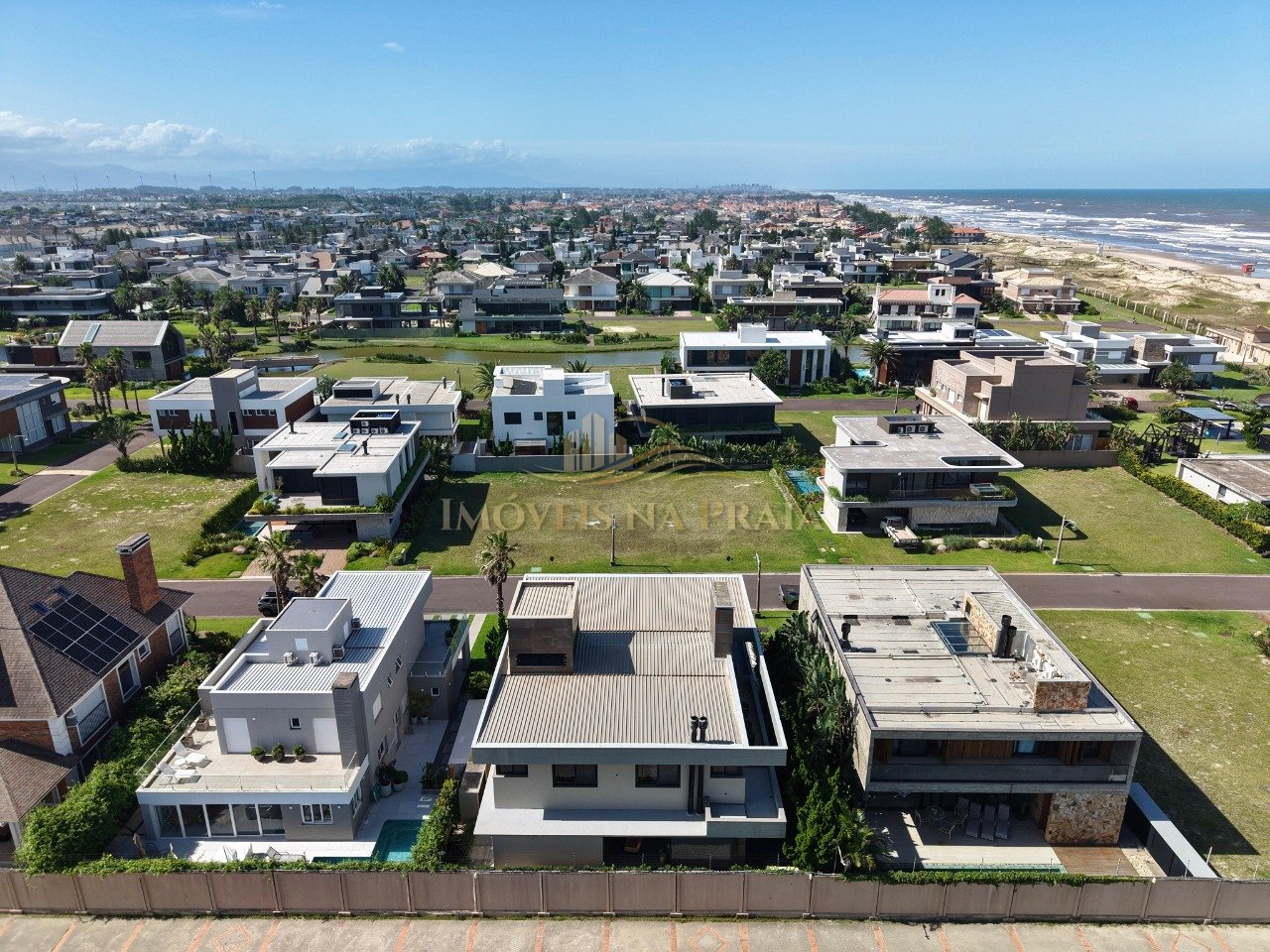 Foto 23 — Casa em Condomínio 5 dormitórios no bairro Playa Vista