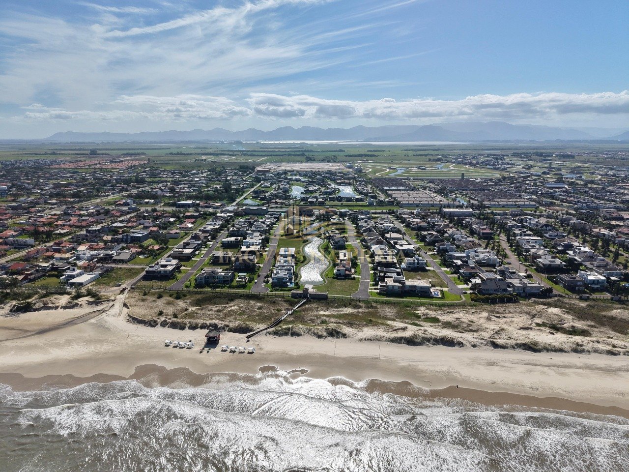 Foto 22 — Casa em Condomínio 5 dormitórios no bairro Playa Vista