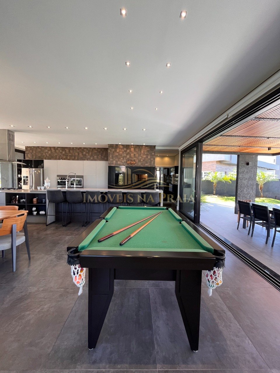 Foto 24 — Casa em Condomínio 5 Dormitório(s) Bairro Enseada