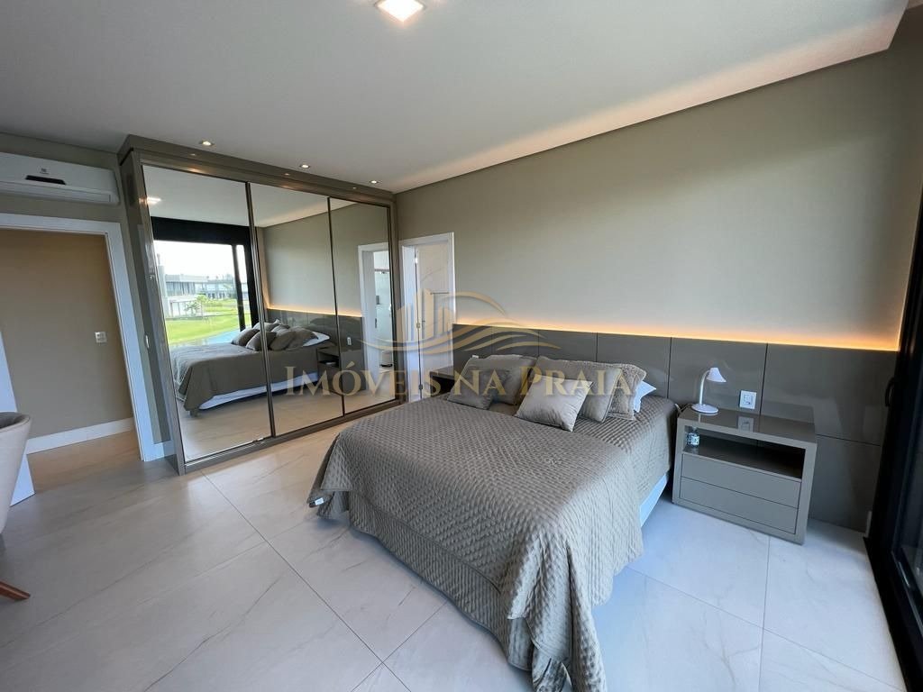 Foto 17 — Casa em Condomínio 5 Dormitório(s) Bairro Enseada