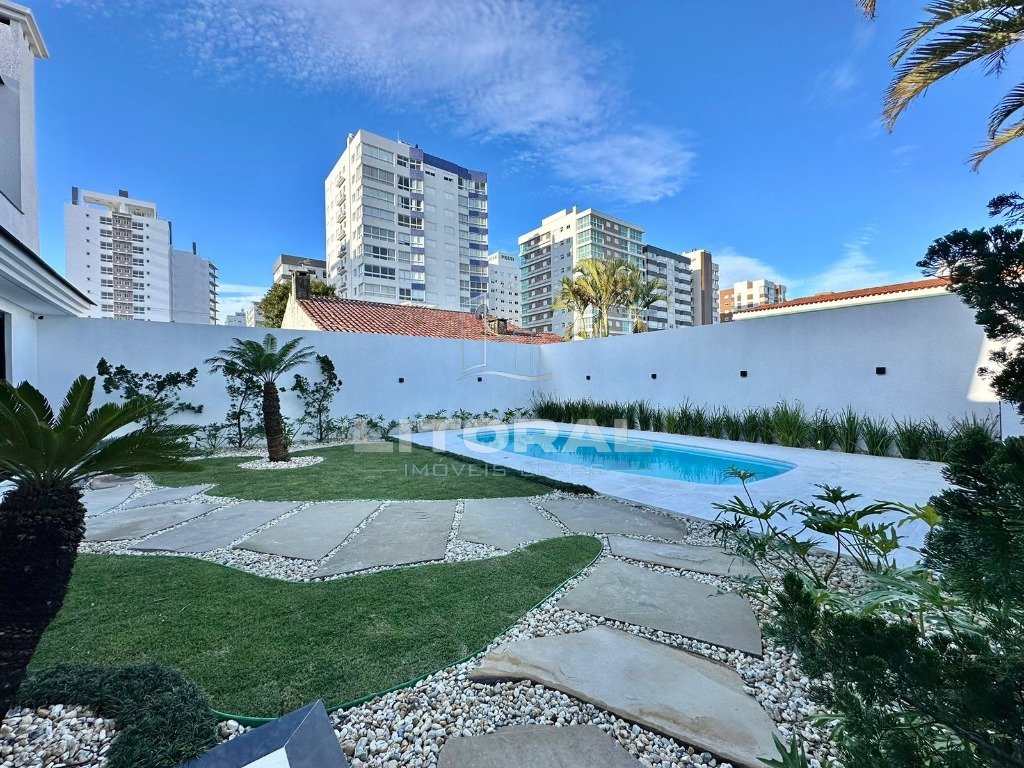 Foto 35 — Casa 5 Dormitório(s) Bairro Atlântida