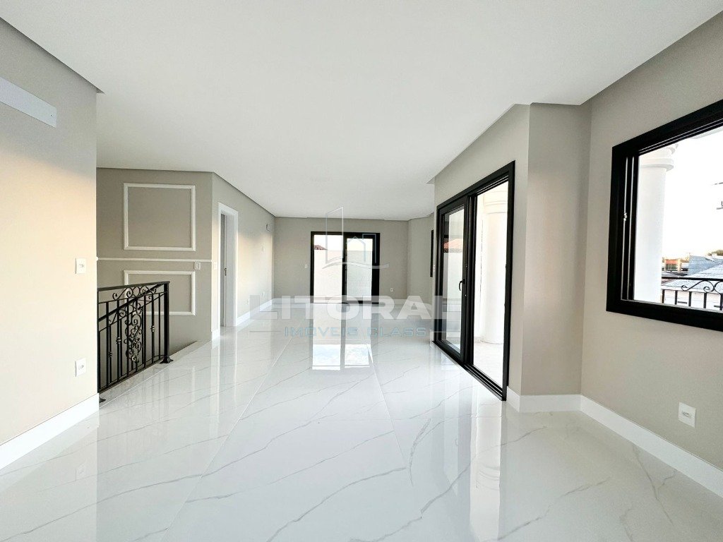 Foto 5 — Casa 5 Dormitório(s) Bairro Atlântida