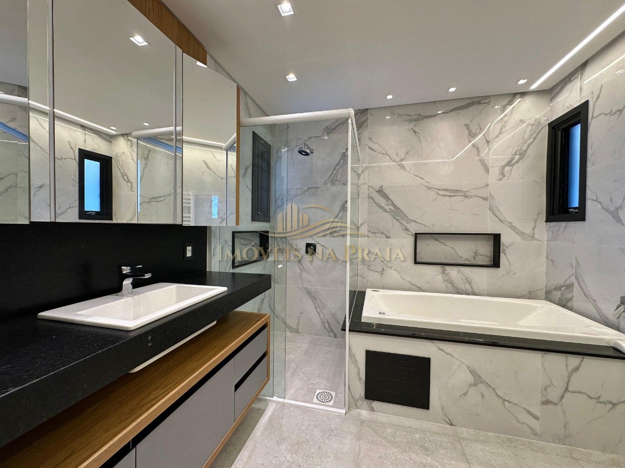 Foto 28 — Casa em Condomínio 4 dormitórios no bairro Playa Vista