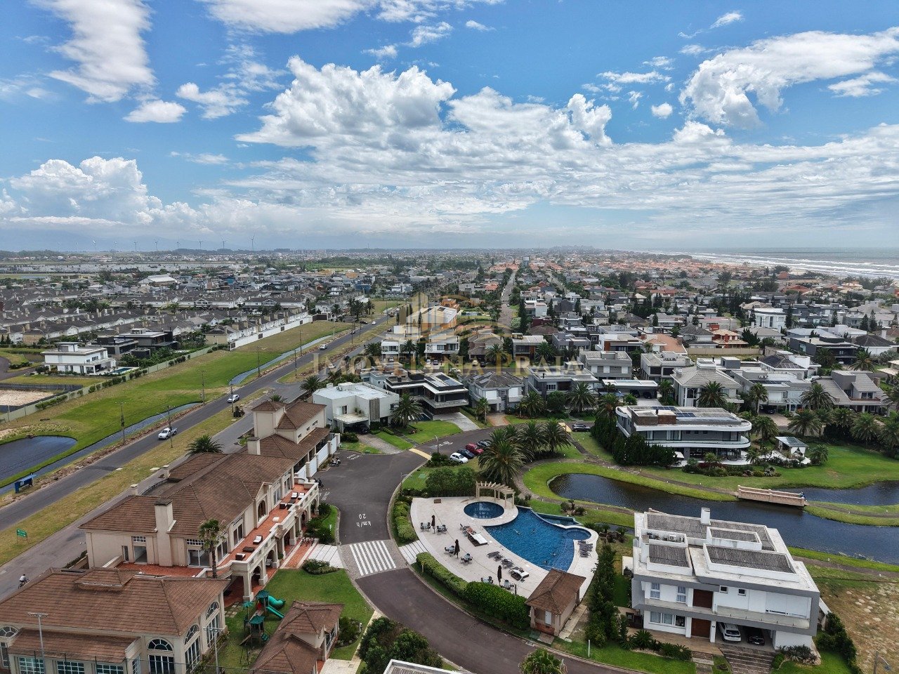 Foto 22 — Casa em Condomínio 4 dormitórios no bairro Playa Vista