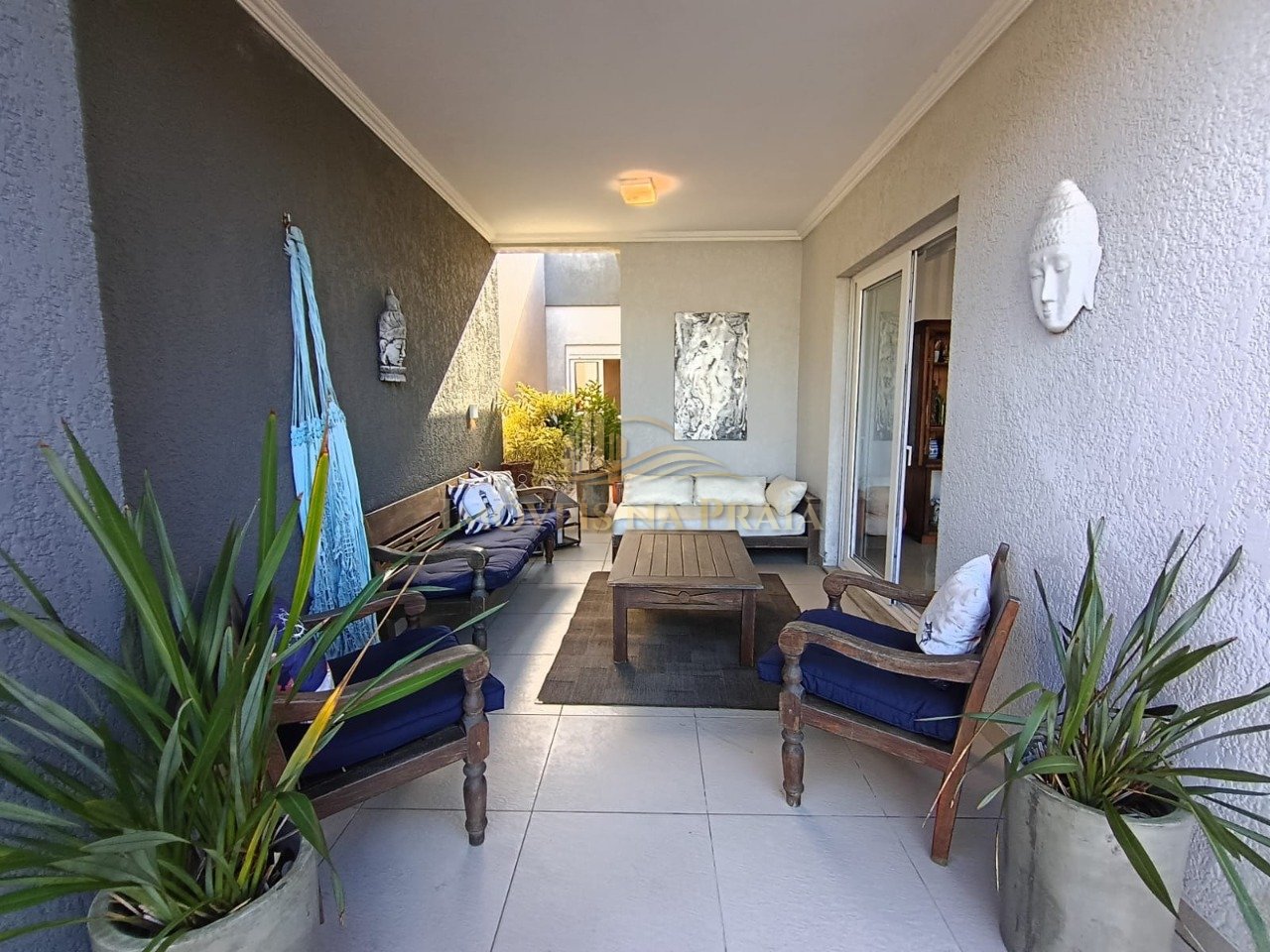 Foto 3 — Casa em Condomínio no Las Palmas.