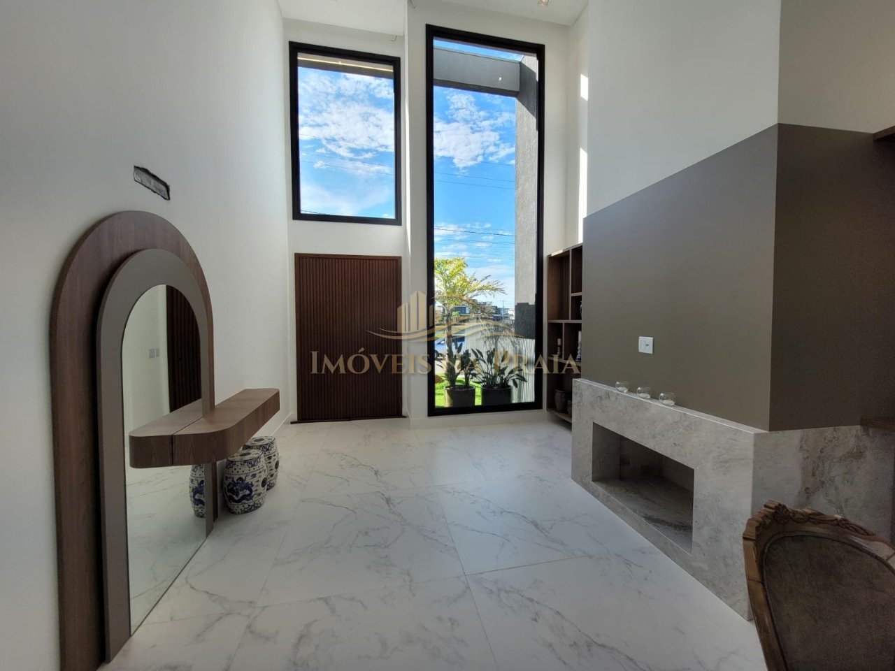 Foto 8 — Casa em Condomínio 4 Dormitório(s) Bairro Sunset