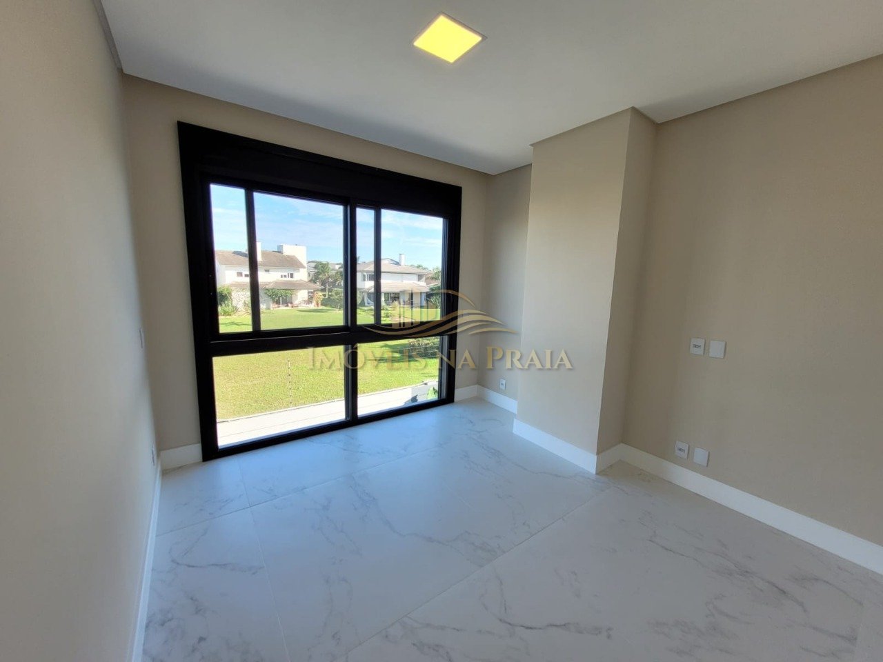 Foto 45 — Casa em Condomínio 4 Dormitório(s) Bairro Sunset