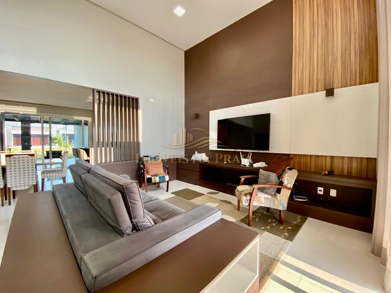 Casa em Condomínio 3 Dormitório(s) Bairro Riviera