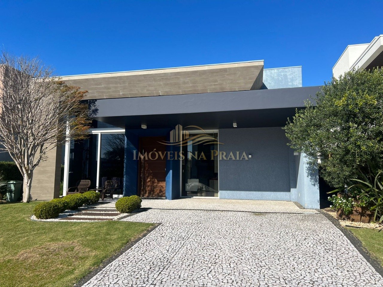 Casa em Condomínio 4 Dormitório(s) Bairro Enseada