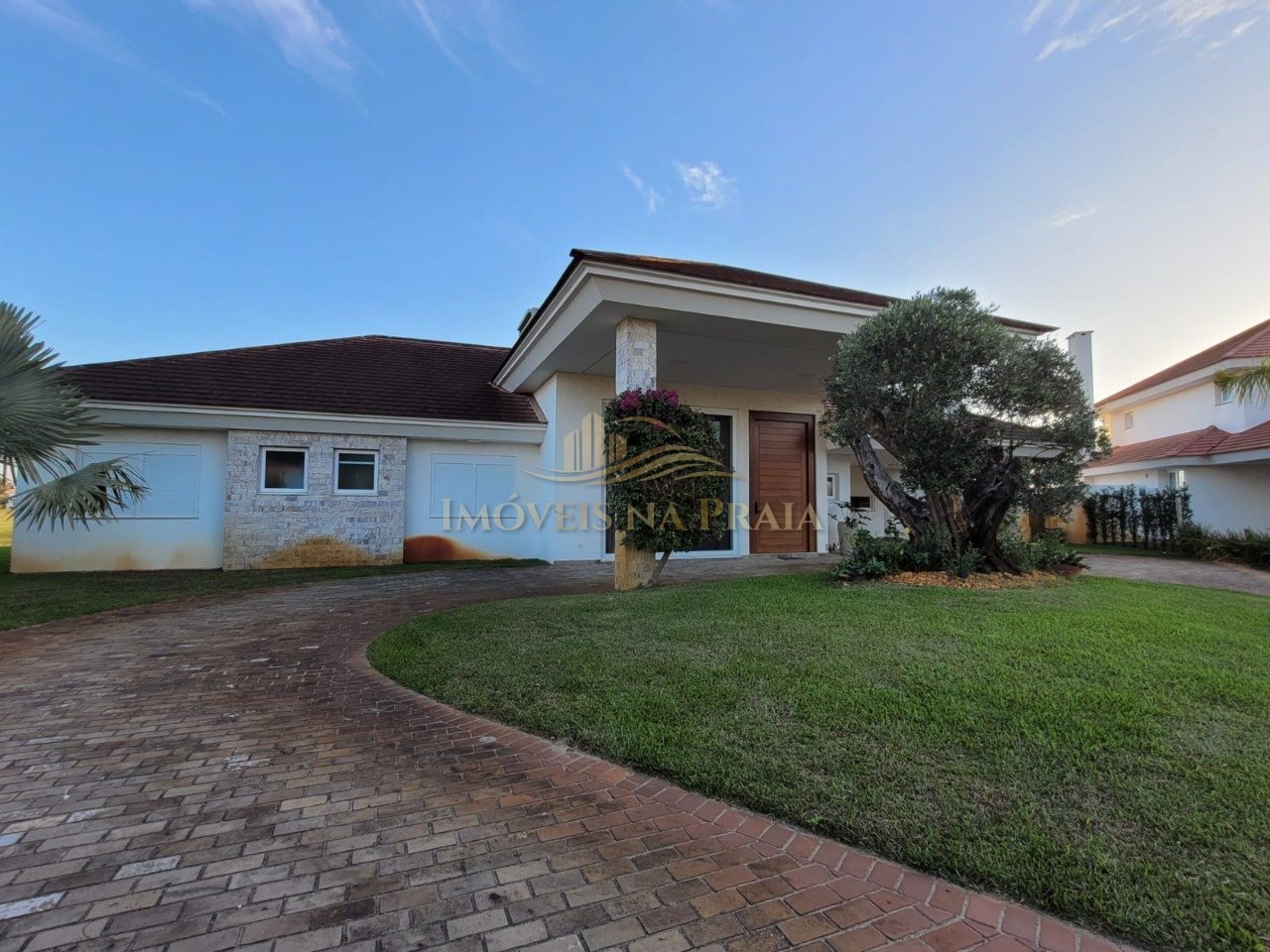 Casa em Condomínio 4 dormitórios no bairro Green Village