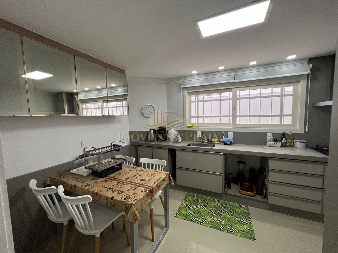 Foto 13 — Casa 4 Dormitório(s) Bairro Rainha do Mar