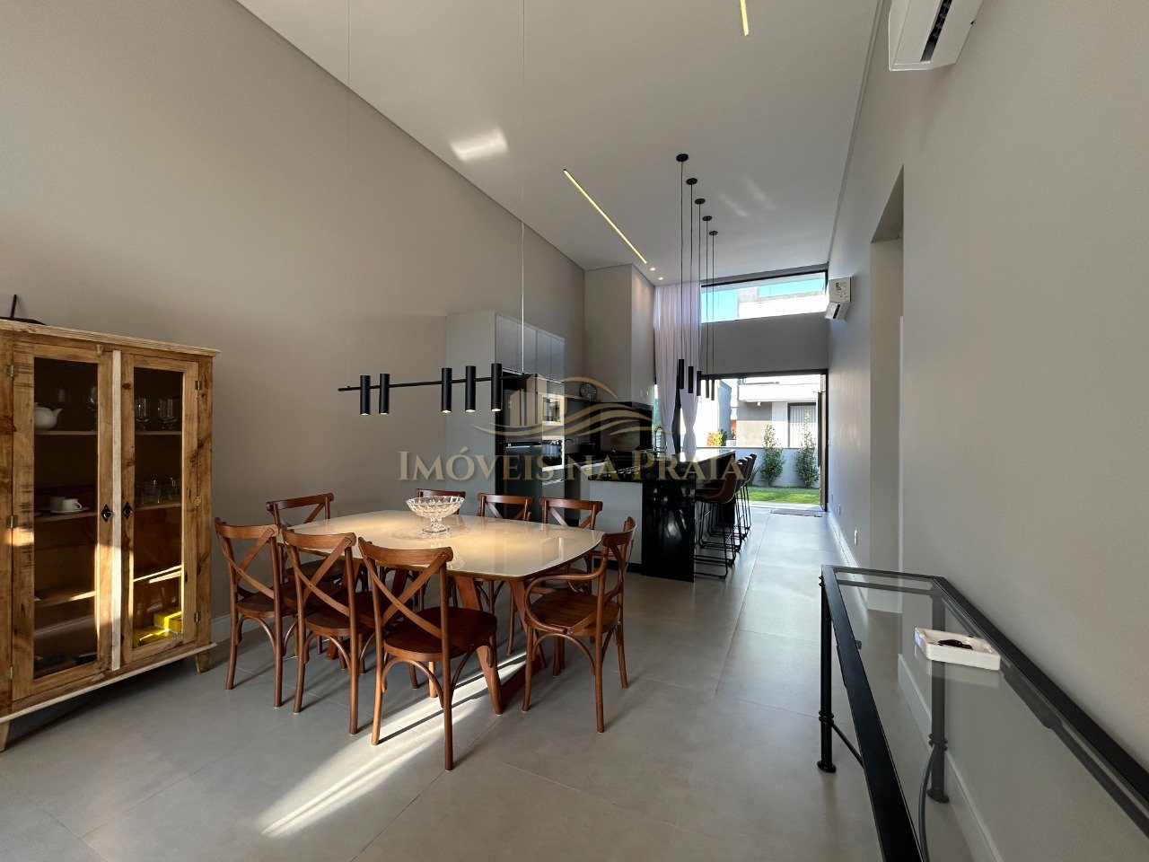 Foto 6 — Casa em Condomínio 4 Dormitório(s) Bairro Sunset